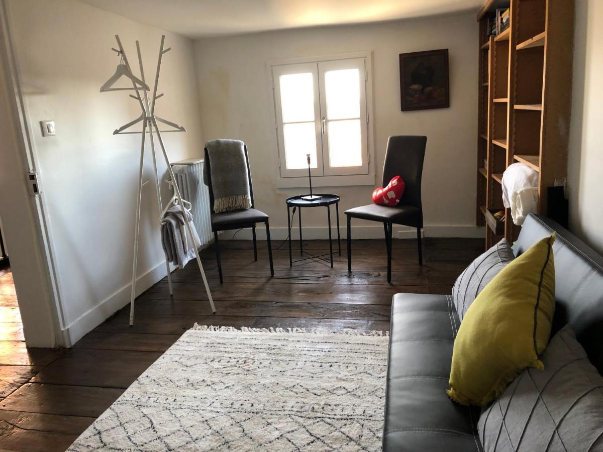 אנגולם Beautifully Renovated Rooms On Place New York מראה חיצוני תמונה